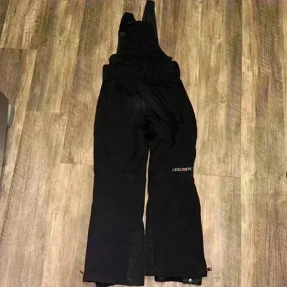 Descente bib ski pants junior size 8 Excellent Condition - Picture 6 of 6